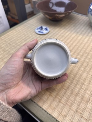 Lot 5 - A Chinese blue and white teapot and cover, Qing dynasty, Kangxi period