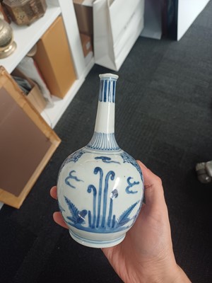 Lot 421 - A group of Chinese ceramics, late Ming dynasty - early Qing dynasty