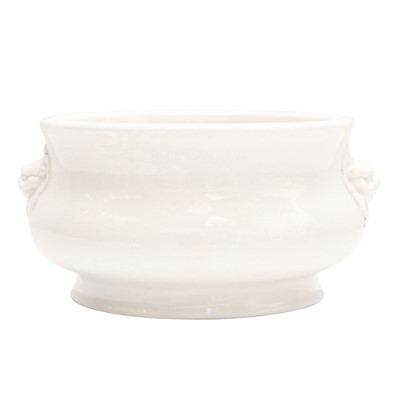 Lot 282 - A Chinese blanc-de-chine bombe censer, 20th century