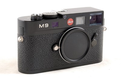 Lot 260 - Black Leica M9 Digital Rangefinder Camera Body.
