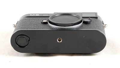 Lot 260 - Black Leica M9 Digital Rangefinder Camera Body.