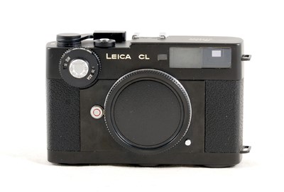 Lot 254 - Leica CL Compact Camera. Body #1306222.