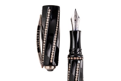 Lot 507 - Visconti Divina Royale fountain pen