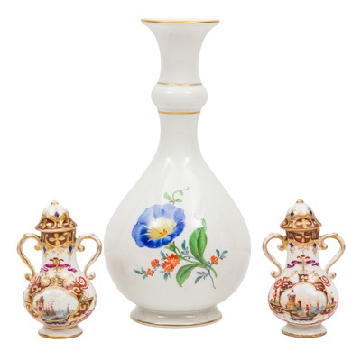 Lot 38 - A collection of European porcelain
