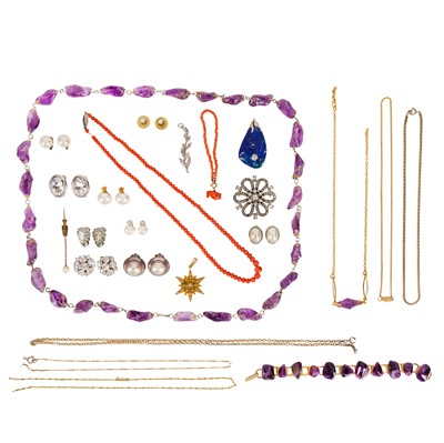 Lot 362 - A collection of jewellery