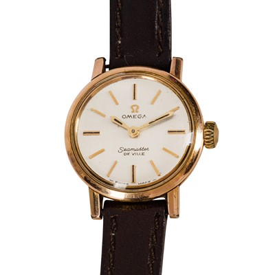 Lot 421 - Ladies Gold Omega Wristwatch
