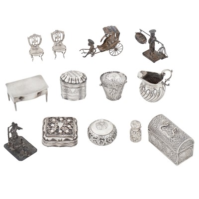 Lot 591 - A George V sterling silver novelty stamp box, Birmingham 1911 by A and J Zimmerman