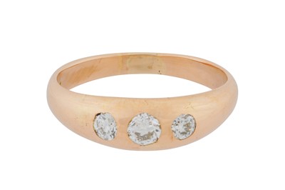 Lot 49 - A diamond three-stone ring