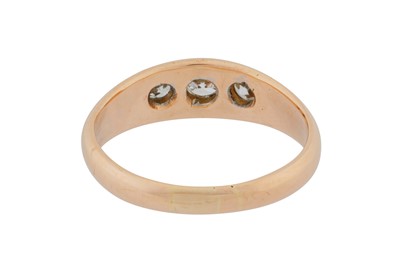 Lot 49 - A diamond three-stone ring