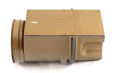 Lot 226 - HUGE Gaumont-Kalee (Kershaw) Anamorphic Type P CinemaScope Lens