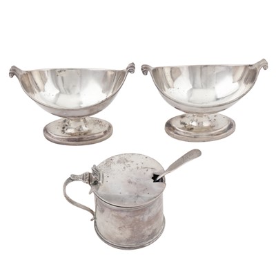 Lot 577 - A pair of George III sterling silver salts, London 1791 by William Fountain and Daniel Pontifex