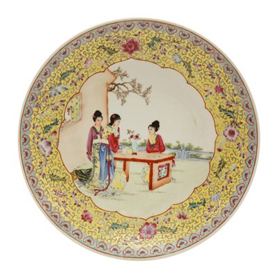 Lot 600 - A Chinese famille-rose yellow-ground 'ladies' charger, Republic period