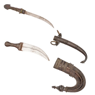 Lot 188 - Two Persian jambiya daggers, late 19th / early 20th century