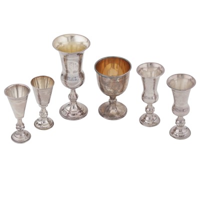 Lot 560 - A pair of George V sterling silver kiddish cups, Birmingham 1918 by JR