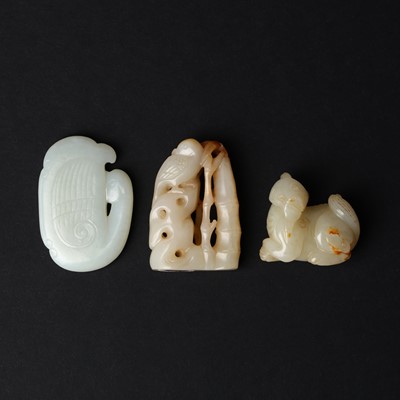 Lot 139 - Three Chinese jade carvings, 20th century