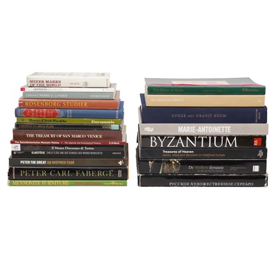 Lot 665 - A collection of silver and art refference books