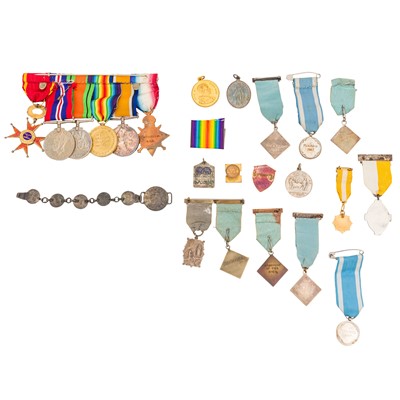 Lot 206 - A group of WWI and WWII medals