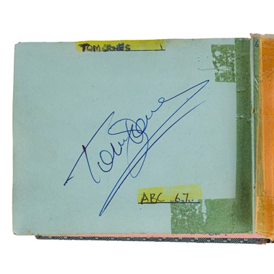 Lot 320 - Autograph Album.- Incl. the Pink Floyd with Syd Barrett
