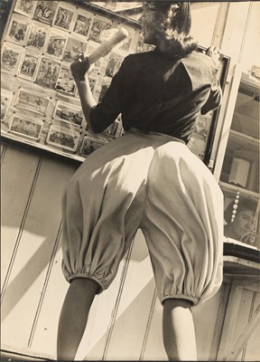 Lot 70 - Norman Parkinson (1913-1990)