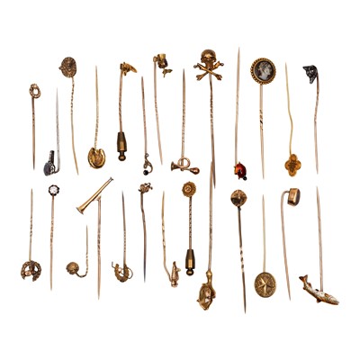 Lot 253 - A collection of stick pins