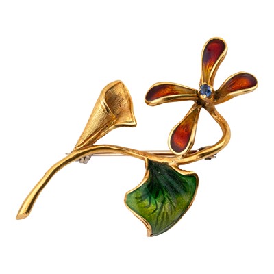 Lot 312 - An enamel flower brooch