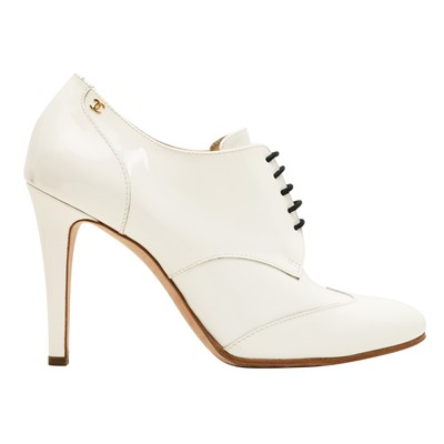Lot 188 - Chanel White CC Heel Oxford Bootie - Size 39