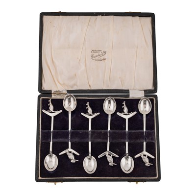 Lot 566 - A cased set of early 20th century Australian sterling silver coffee spoons, Sydney circa 1920 by Prouds