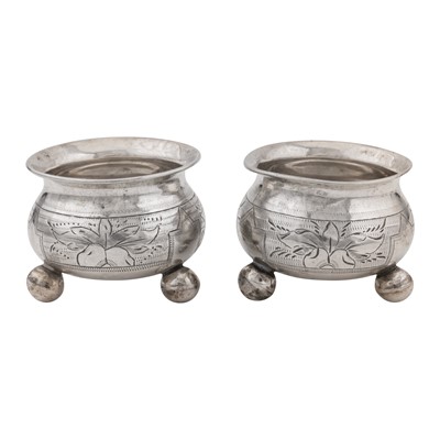 Lot 559 - A pair of a late 19th century Alexander III Russian 84 zolotnik silver salts, Moscow 1882 by Luka Lozinsky (active 1882-1908)