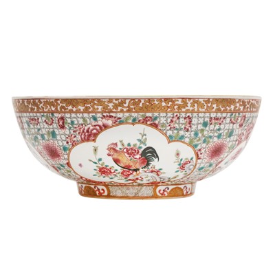 Lot 61 - A Chinese export famille-rose ‘rooster’ punch bowl, Qing dynasty, Yongzheng period