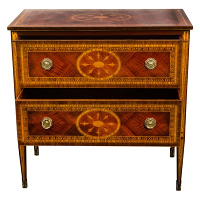 Lot 297 - A Theodore Alexander marquetry inlaid commode chest