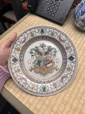 Lot 47 - A Chinese export armorial dish with the arms of Bistrate and Proli, Qing dynasty, Qianlong period