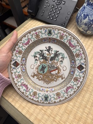 Lot 47 - A Chinese export armorial dish with the arms of Bistrate and Proli, Qing dynasty, Qianlong period