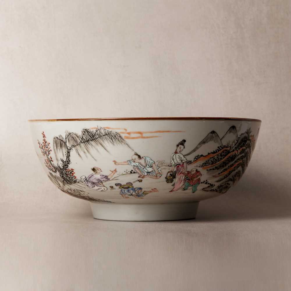 Lot 53 - A Chinese famille-rose 'fishermen' bowl, Qing dynasty, Yongzheng period