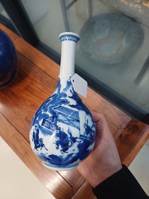 Lot 15 - Two fine Chinese blue and white 'Han Xin' vases, Qing dynasty, Kangxi period