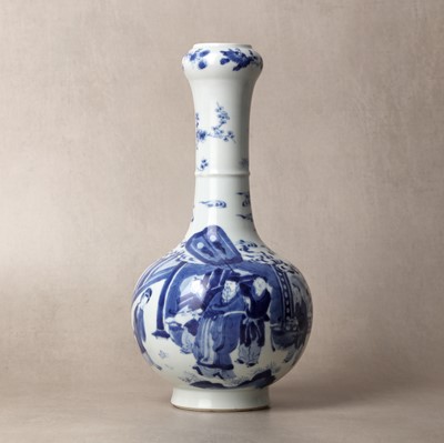 Lot A fine Chinese blue and white 'scholars' garlic-mouth vase, Qing Dynasty, Kangxi period