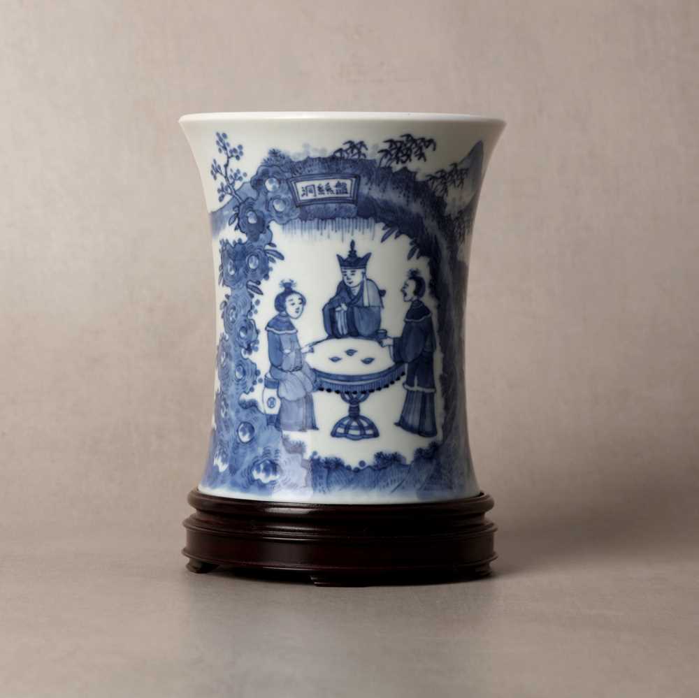 Lot 23 - A Chinese blue and white 'Journey to the West' brush pot, Qing dynasty, Guangxu period
