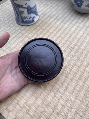 Lot 23 - A Chinese blue and white 'Journey to the West' brush pot, Qing dynasty, Guangxu period