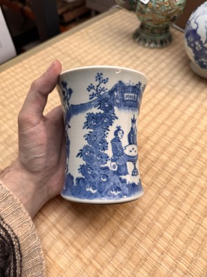 Lot 23 - A Chinese blue and white 'Journey to the West' brush pot, Qing dynasty, Guangxu period