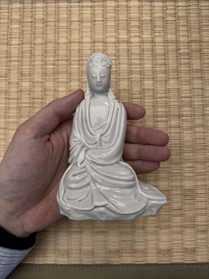Lot 29 - A fine Chinese Dehua figure of Guanyin, Ming dynasty, Chongzhen period, circa 1640