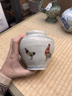 Lot 57 - An unusual Chinese Zhangzhou (Swatow) enamelled jar, 17th/18th century