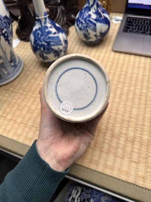 Lot 16 - A fine Chinese blue and white 'Ode to the Red Cliffs' brushpot, Qing dynasty, Kangxi period