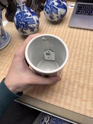 Lot 16 - A fine Chinese blue and white 'Ode to the Red Cliffs' brushpot, Qing dynasty, Kangxi period