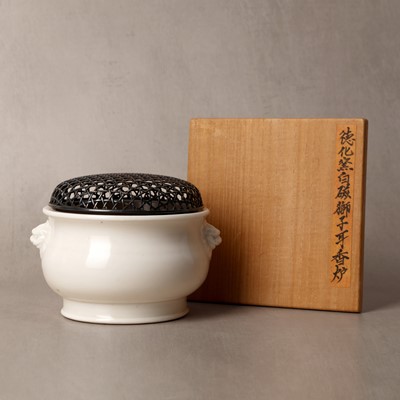 Lot 35 - A Chinese Dehua bombe censer, Qing dynasty, Kangxi period