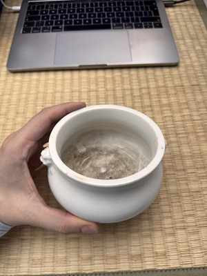 Lot 28 - A Chinese Dehua bombe censer, Qing dynasty, Kangxi period