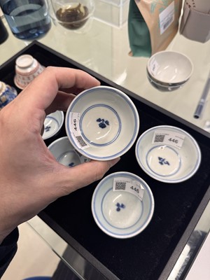 Lot 446 - A group of five Chinese blue and white cups, Qing dynasty, 18th/19th century