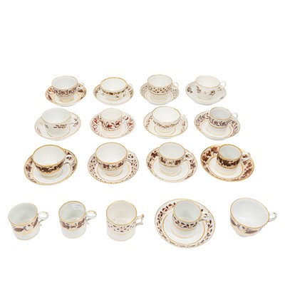 Lot 53 - A group of Worcester porcelain, thirteen tea & coffee cups & saucers, 1792-1840