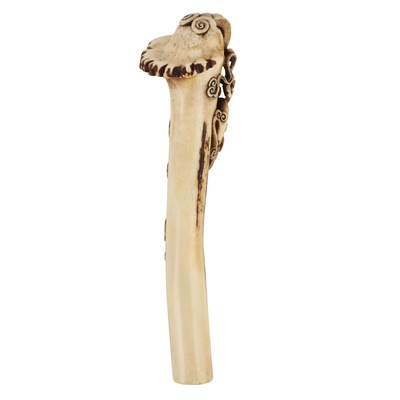 Lot 58 - A Japanese sashi-netsuke of a scepter in the style of Isshosai Hakumin, Asakusa, Meiji period