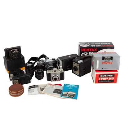 Lot 380 - Mixed Cameras