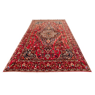 Lot 100 - A fine Bakhtiari carpet, west Persia