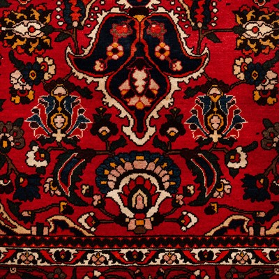 Lot 100 - A fine Bakhtiari carpet, west Persia
